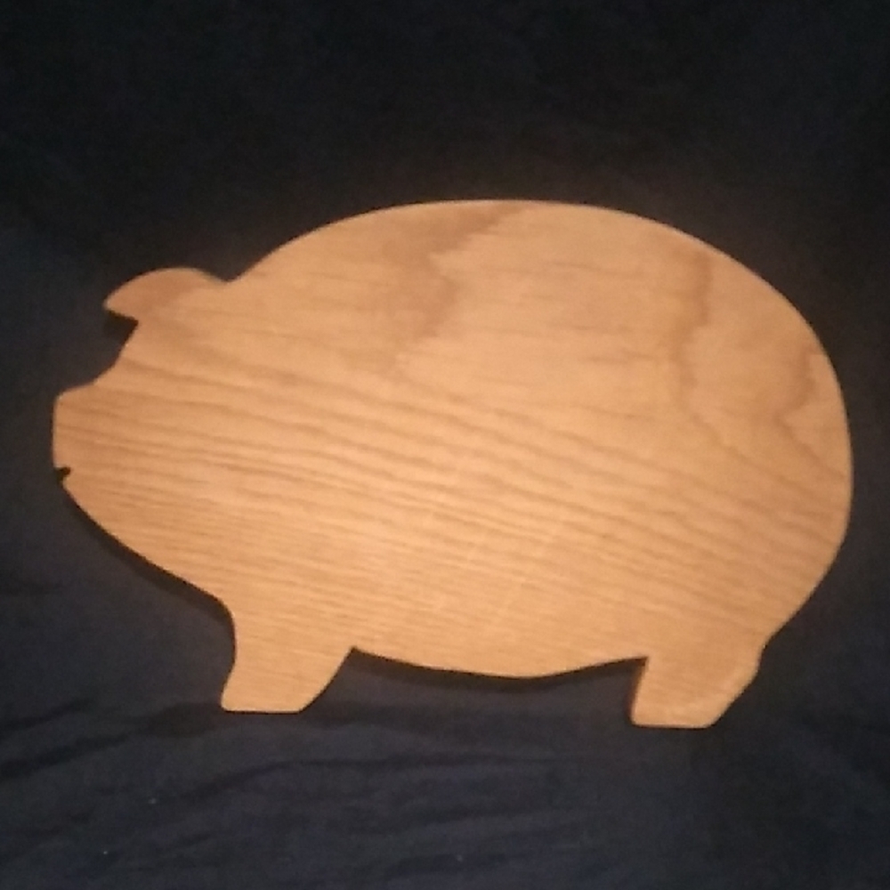 Vintage Primitive Wood Pig Cutting/Serving Board - Natural Wood (B6)